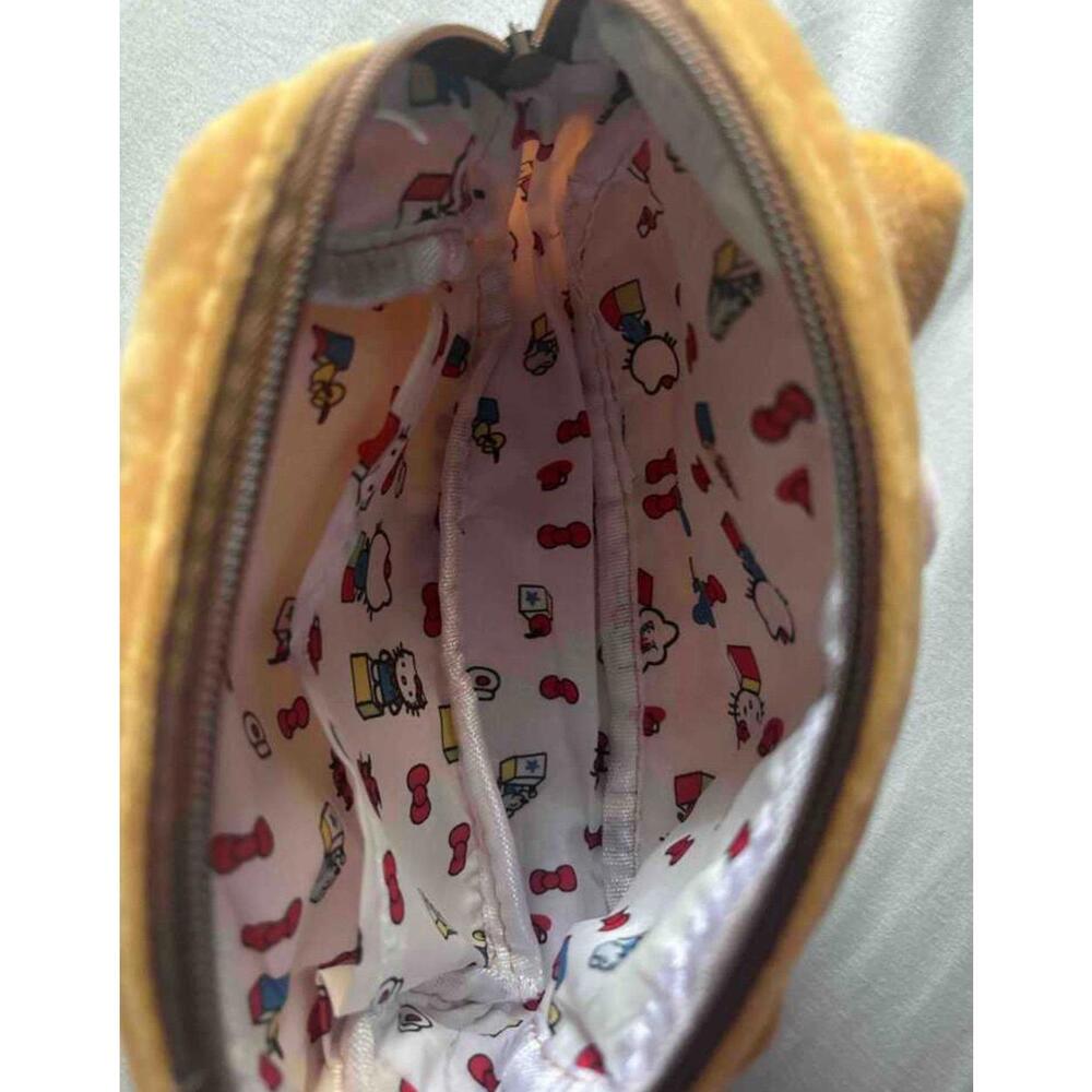 Hello Kitty pouch - Picture 2 of 3